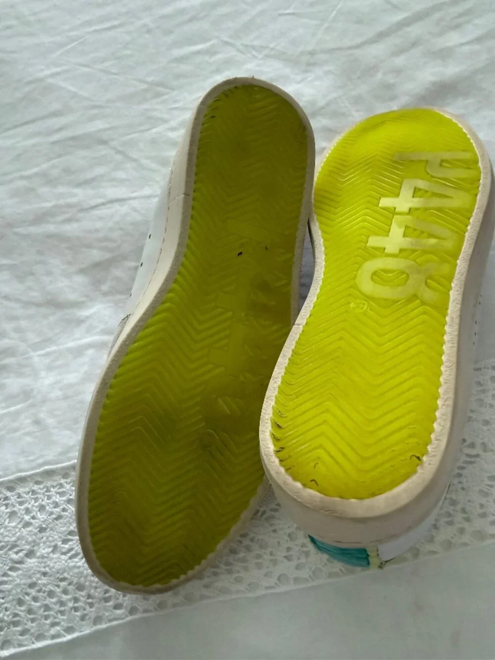 P448 John Low Top Sneakers